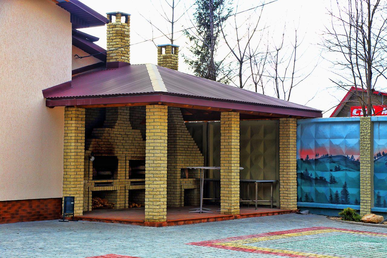 Best Hotel And Restaurant Complex Dunaivtsi Bagian luar foto